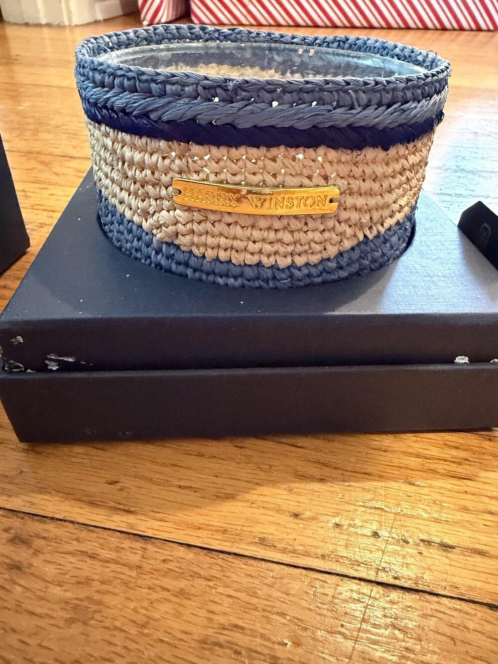 Harry Winston Scented Candle Blue Raffia Basket White Tea Mandarin Ocean Breeze